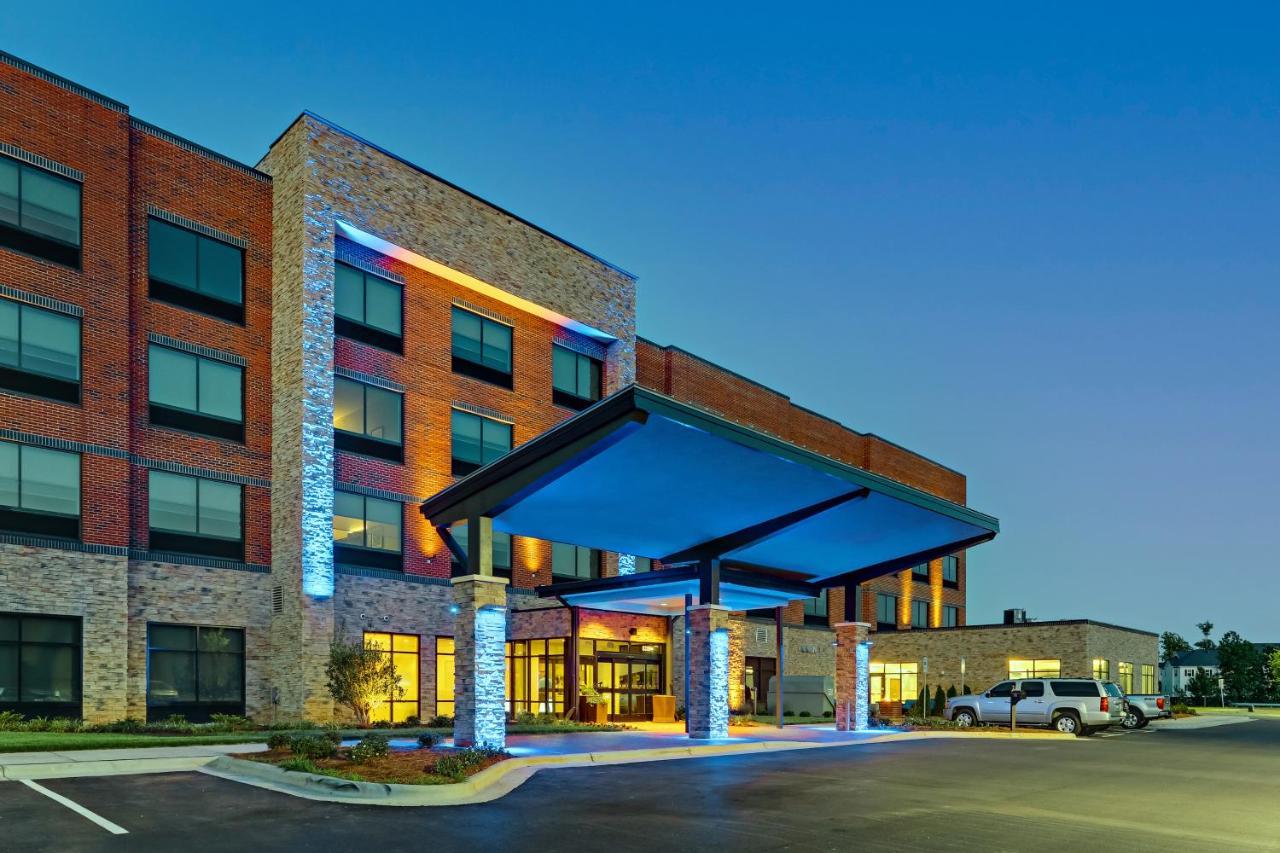 Holiday Inn Express & Suites - Winston - Salem Sw - Clemmons By Ihg Екстер'єр фото
