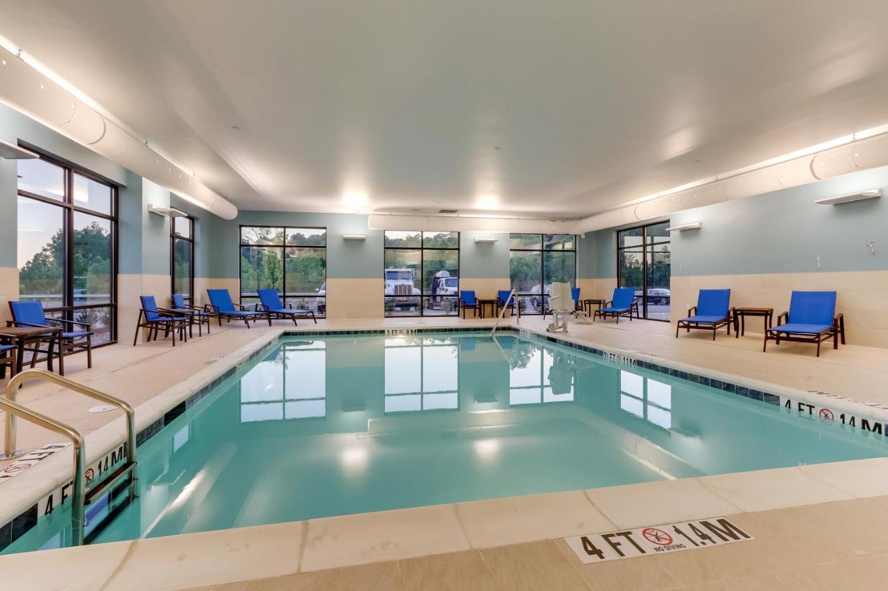 Holiday Inn Express & Suites - Winston - Salem Sw - Clemmons By Ihg Екстер'єр фото