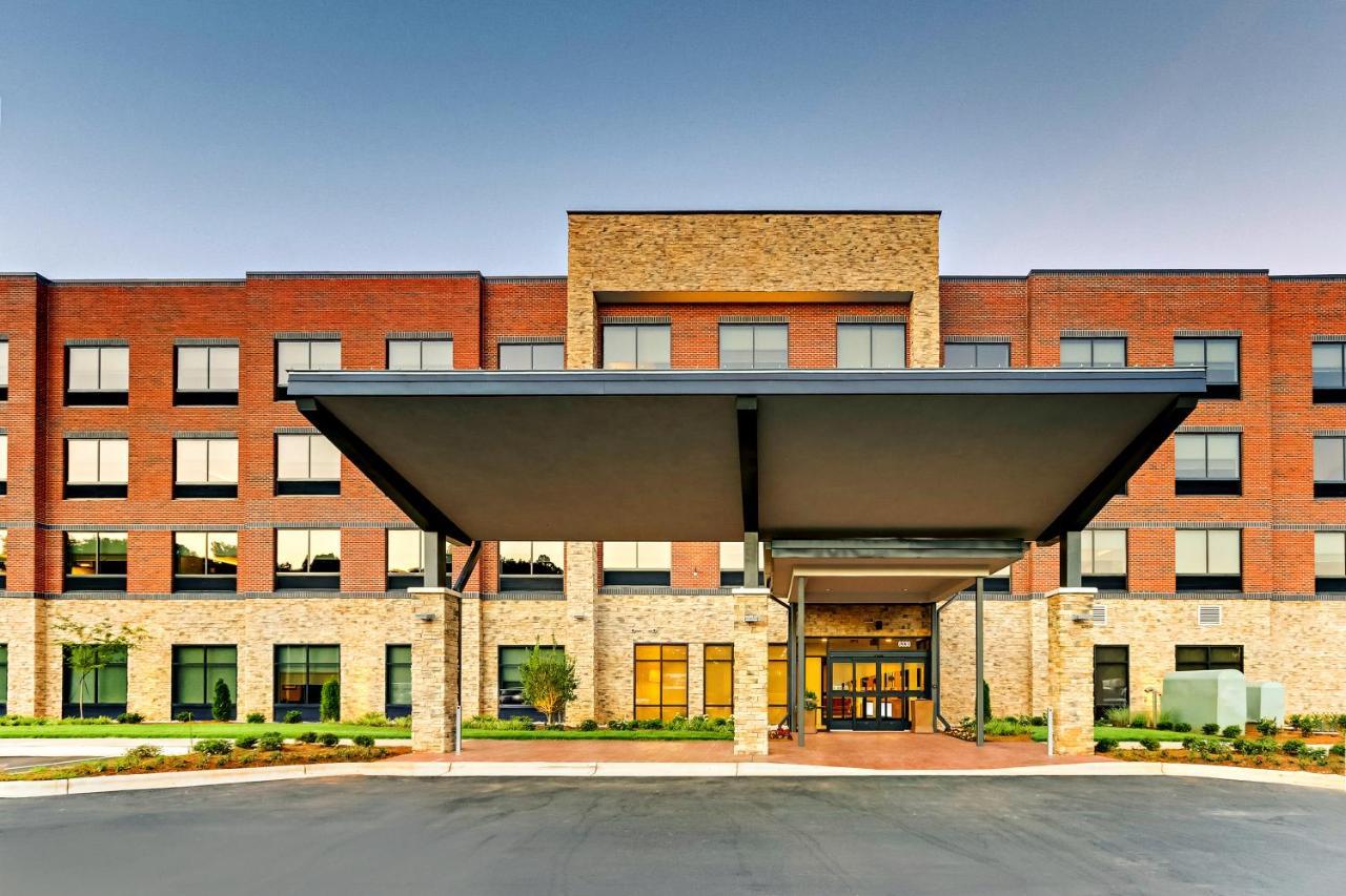 Holiday Inn Express & Suites - Winston - Salem Sw - Clemmons By Ihg Екстер'єр фото